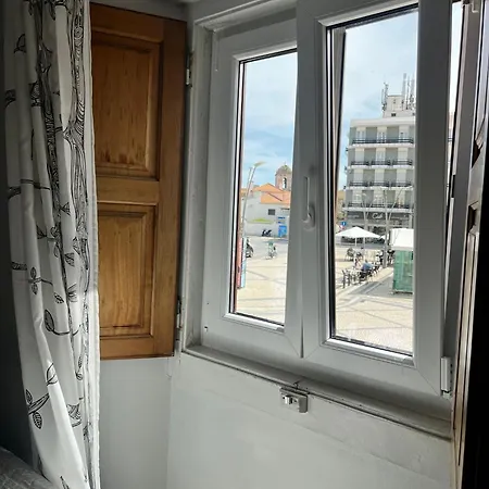 ゲストハウス Residencia Aviz ペニシェ