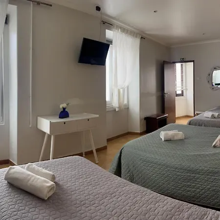 ゲストハウス Residencia Aviz ペニシェ