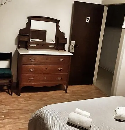 Residencia Aviz ゲストハウス ペニシェ